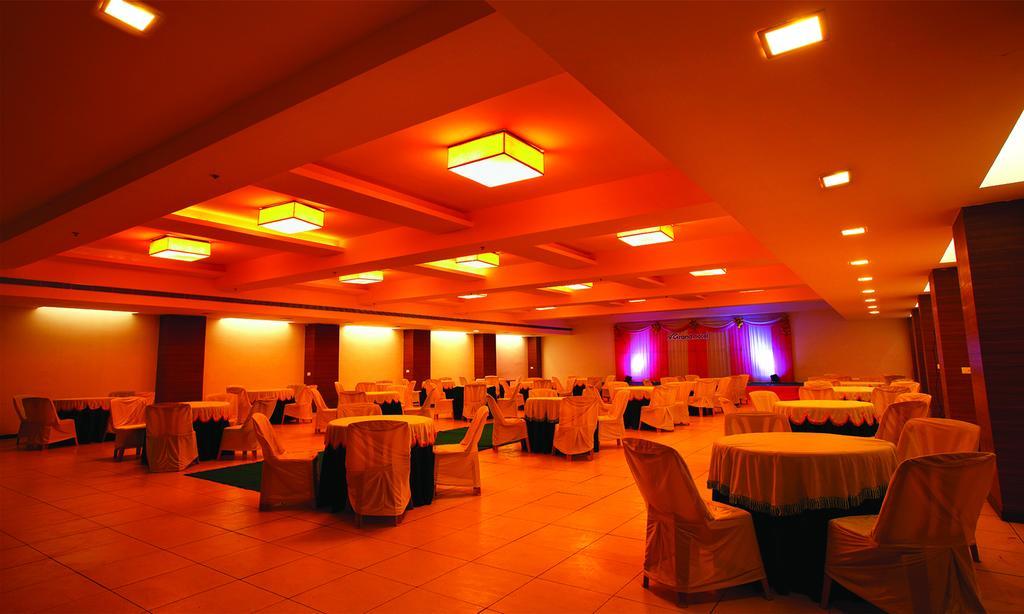 Sterling V Grand Madurai Hotel Exterior photo