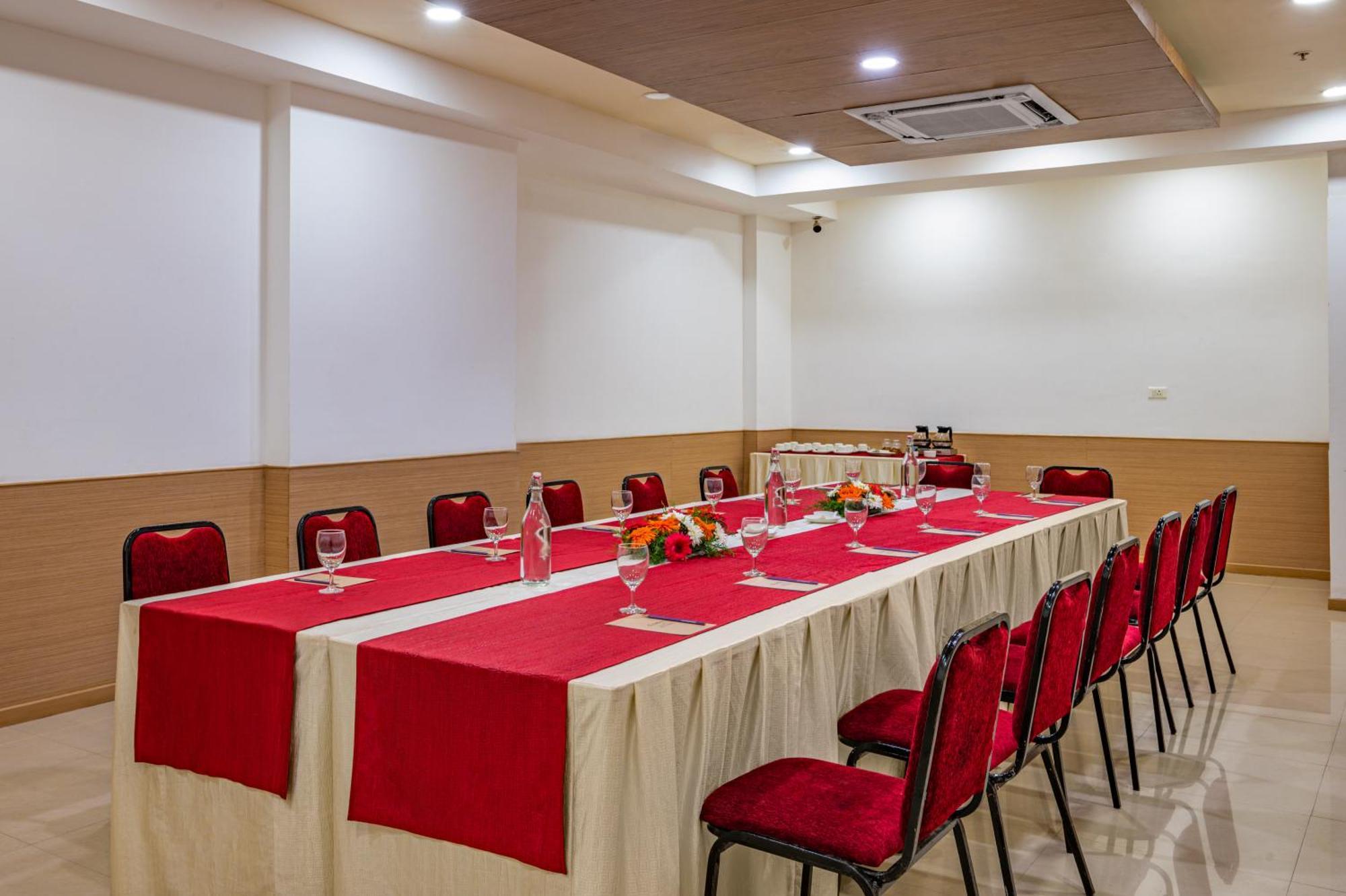 Sterling V Grand Madurai Hotel Exterior photo