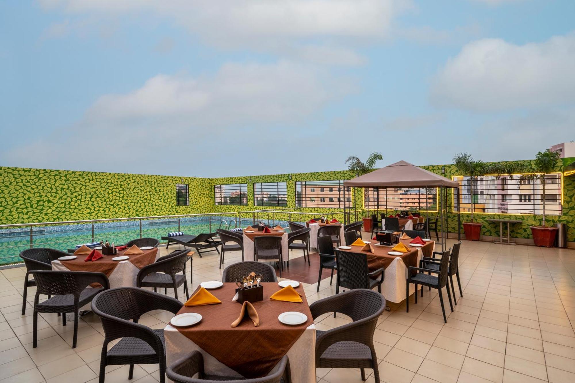 Sterling V Grand Madurai Hotel Exterior photo