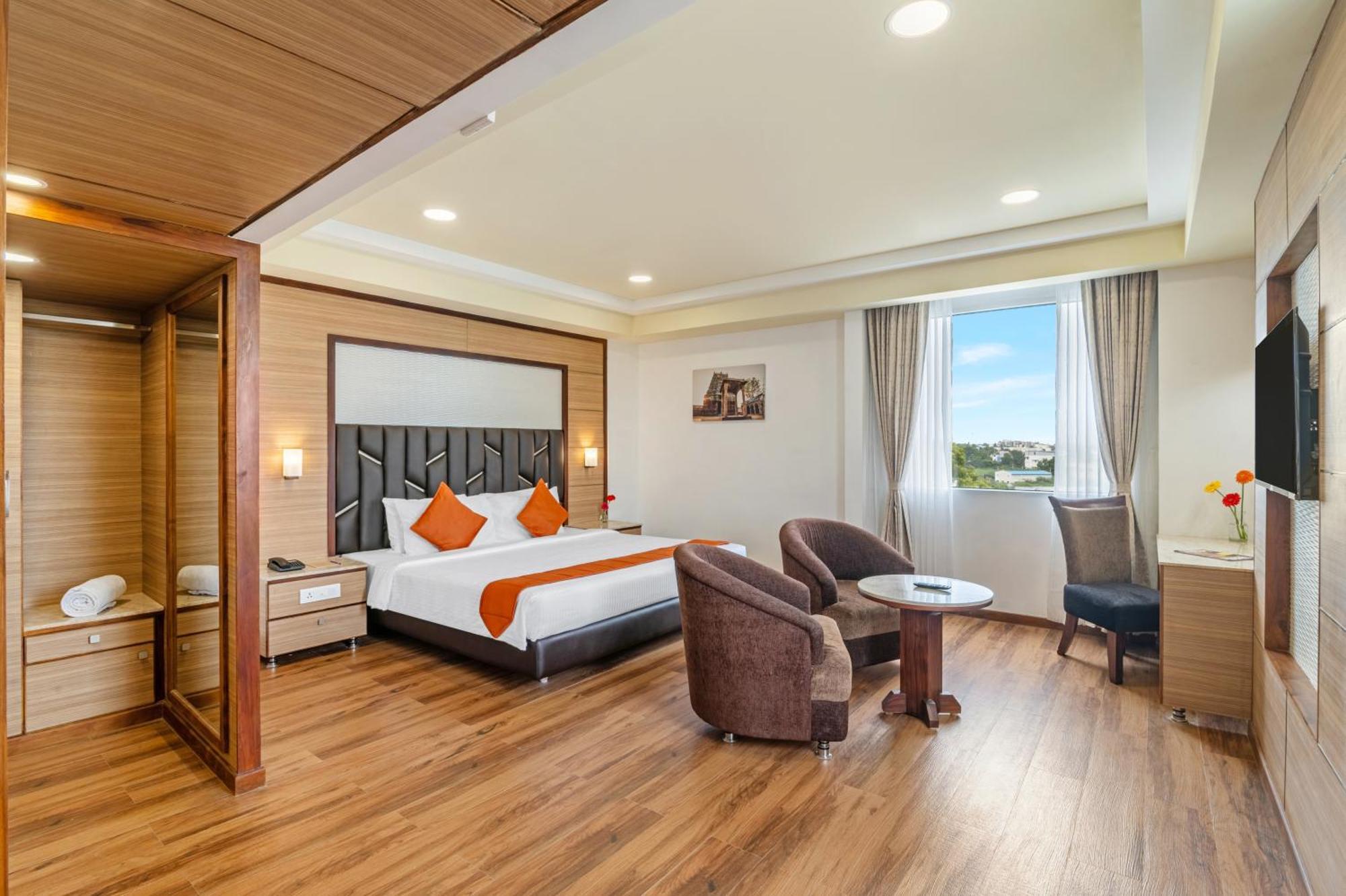 Sterling V Grand Madurai Hotel Exterior photo